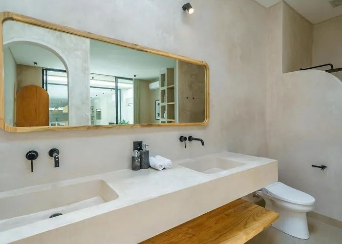 Villa Tilos - Stylish & Chic 2br Mediterranean In Canggu!
