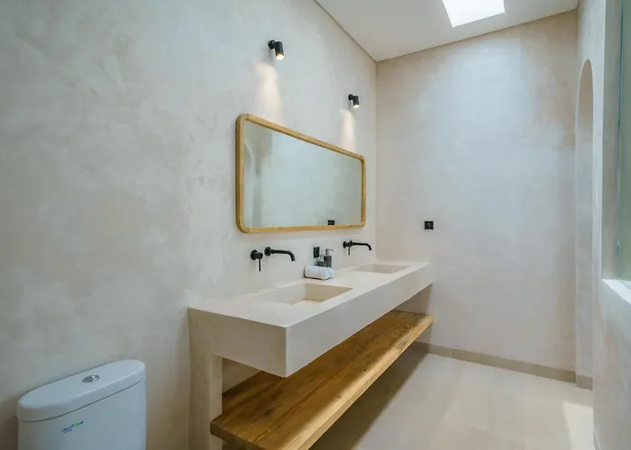 Tilos - Stylish & Chic 2br Mediterranean In Canggu!